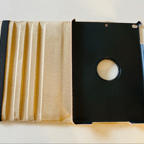 Soft rose gold metallic IPad Air case - Picture 2 of 4